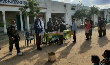 कालवा में 350 विद्यार्थियों को पिलाया रोग प्रतिरोधक काढ़ा