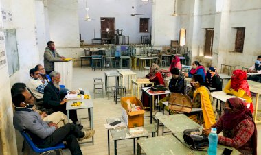 अंग्रेजी व गणित विषय का अध्यापन करवाने वाले शिक्षकों की कार्यगोष्ठी हुईं आयोजित