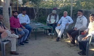 अब फर्जी पत्रकारों की गतिविधियों पर लगाया जाएगा अंकुश, प्रेस क्लब की महत्वपूर्ण बैठक में लिया गया निर्णय