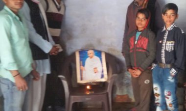 सत्य एवं अहिंसा के पुजारी थे महात्मा गांधी -शर्मा