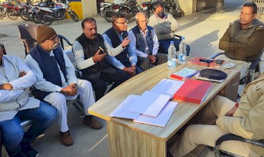 कस्बे में नियमित लगने वाले जाम की समस्या से निपटने के लिए कस्बे से अतिक्रमण हटाने के लिए आपसी सहमति से बनाई जाएगी रुपरेखा