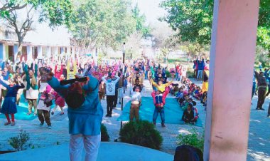 सूर्य नमस्कार महासंकल्प अभियान जारी, बसन्त पंचमी के दिन पुर व पालपुर के सरकारी विद्यालयों में कराया गया सूर्य नमस्कार