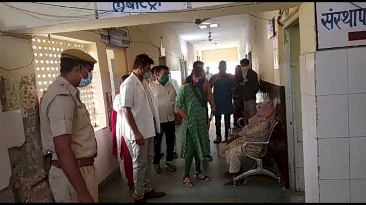 अलवर जिले में लगातार बढती कोरोना महामारी के चलते जिला कलेक्टर ने किया रामगढ़ कस्बे का दौरा