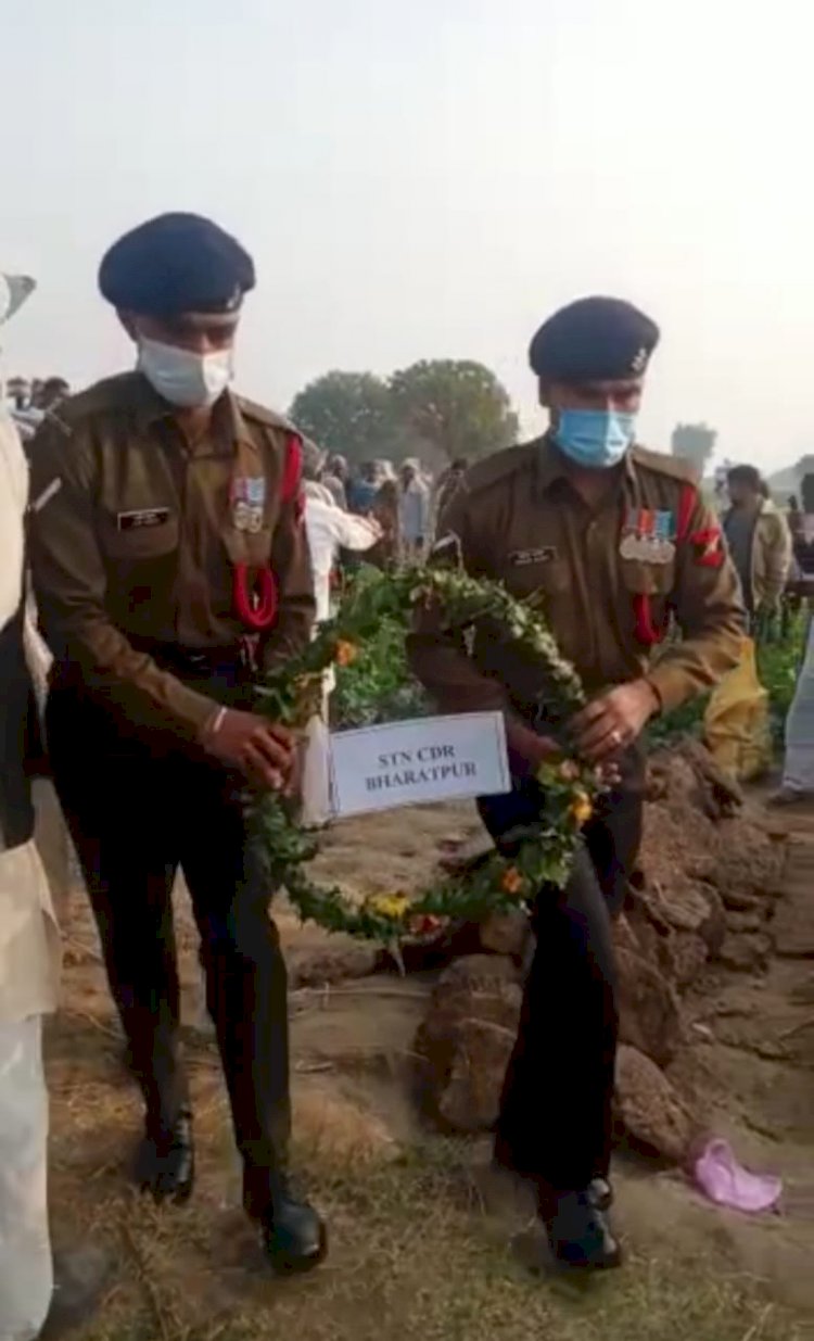 पूर्व सूबेदार मेजर सौदान सिंह के निधन पर सह सम्मान किया गया अंतिम संस्कार