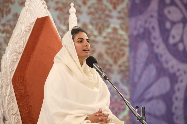 जीवन में स्थिरता, सहजता और सरलता लाने के लिए परमात्मा के साथ नाता जोड़ें-  सद्गुरु माता सुदीक्षा जी महाराज